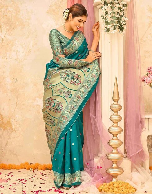 Vasthrlay Weaving Paithani Unstitched Pink Saree