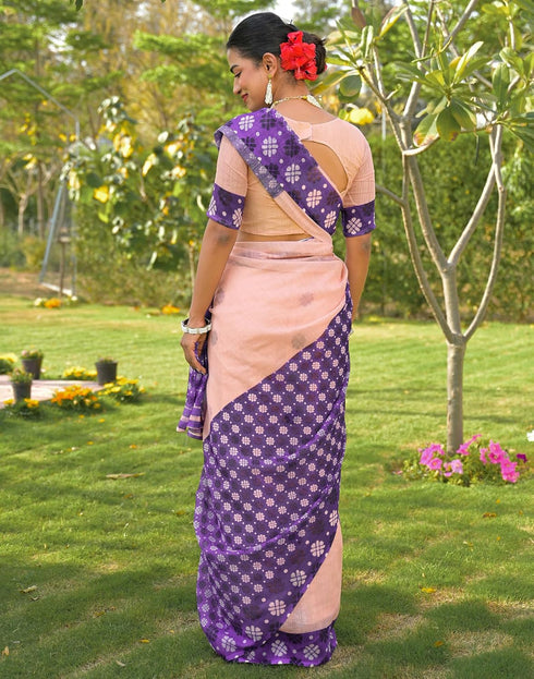 Vasthrlay Womens Printed Unstitched Peach Saree