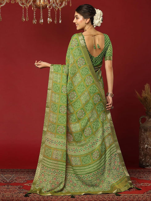 Vasthrlay Georgette Bandhani Unstitched Pink Saree
