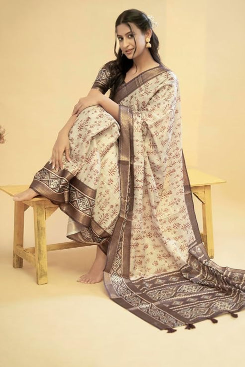 Vasthrlay Cream Terracotta Abstract Print Polyester Saree With Zari Border And Unstitched Blouse Piece