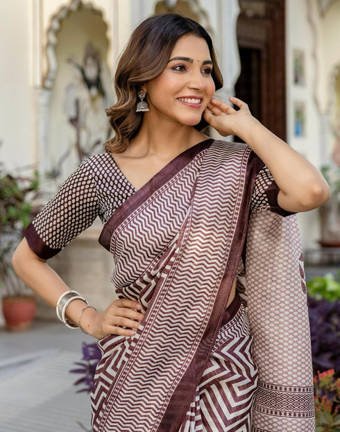 Vasthrlay Womens Printed Unstitched Maroon Saree