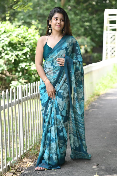 Vasthrlay Fashion Chiffon Georgette Coral Ethnic Wear
