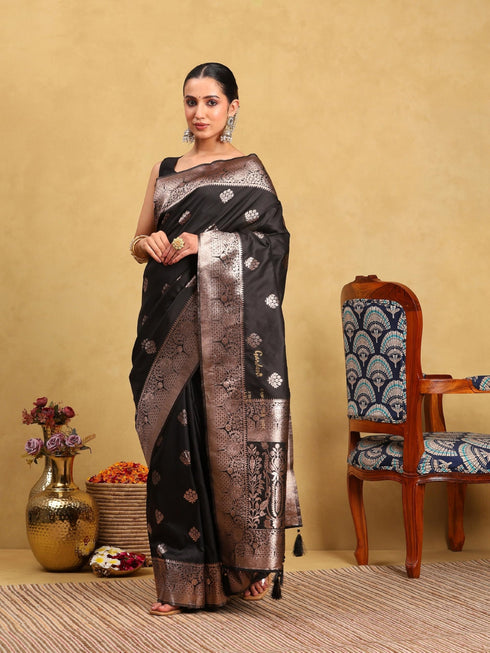 Vasthrlay Banarasi Unstitched Saree