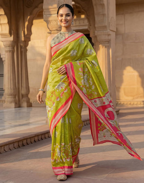 Vasthrlay Banglori Printed Unstitched Peach Saree