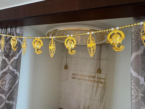 CraftVatika Ganesha Leaf Pearl Bead Door Hanging Bandhanwar Toran 35 Inch