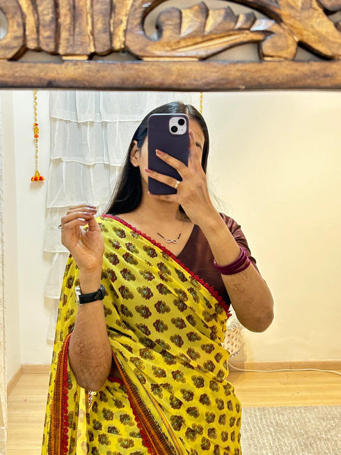 Vasthrlay Yellow Georgette Printed Unstitched Saree