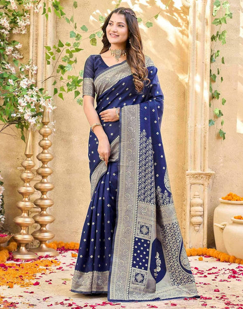 Vasthrlay Womens Weaving Unstitched Cream Saree