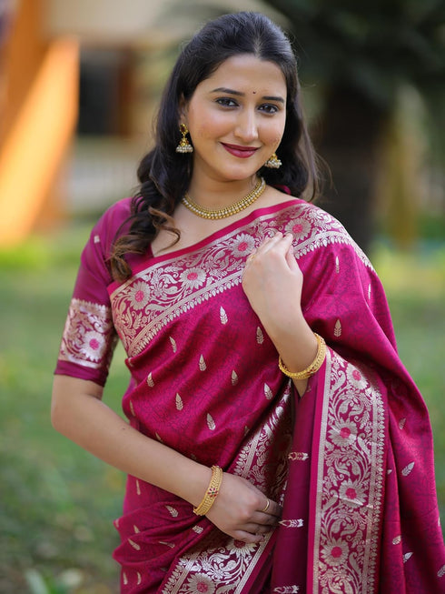 Vasthrlay Kanjivaram Handloom Golden Ethnic Wear
