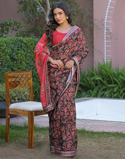 Vasthrlay Womens Printed Black | Red Saree With Unstitched Blouse Piece