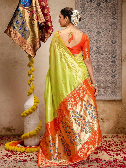 Vasthrlay Banarasi Weaving Navy Navy Blue Saree