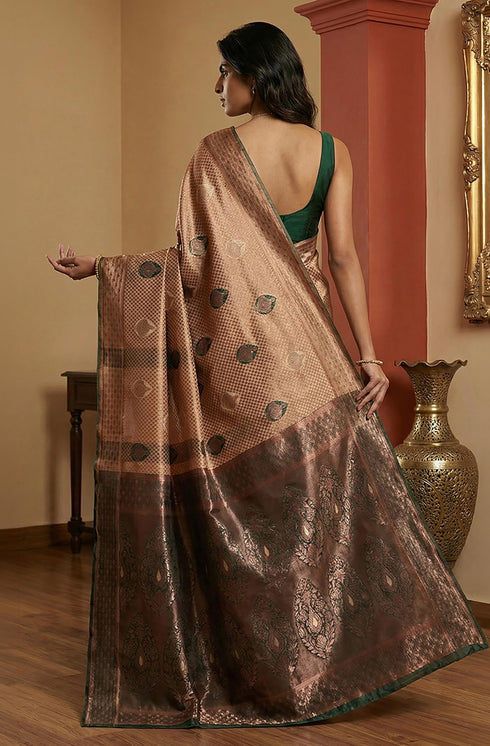 Vasthrlay Jacquard Printed Saree