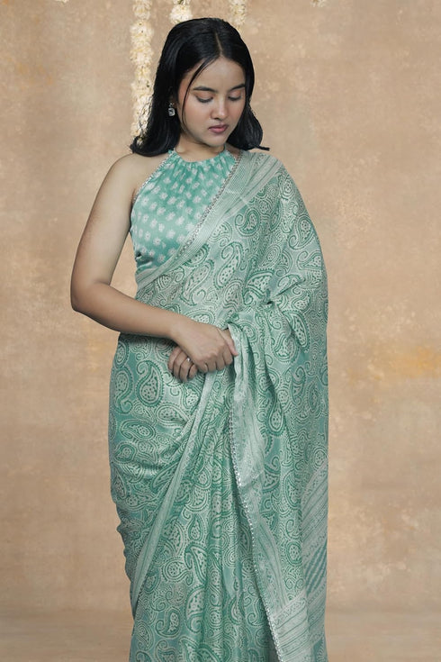 Vasthrlay Fashion Chiffon Paisley Printed Ethnic Wear