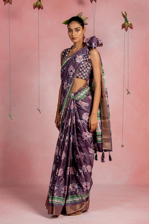 Vasthrlay Fashion Paisley Printed Grey Ethnic Wear