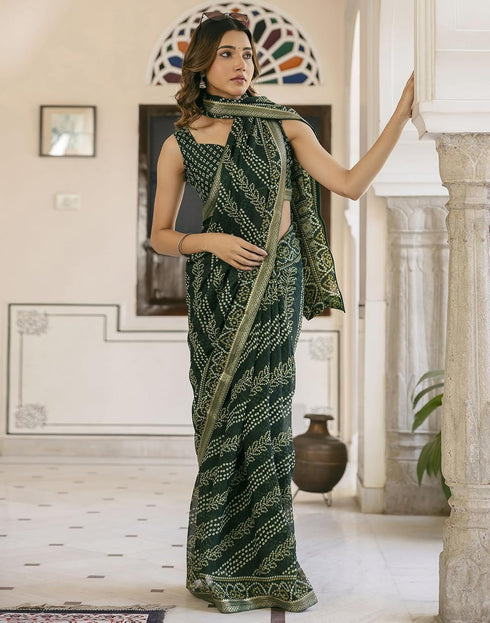Vasthrlay Georgette Bandhani Green Saree With Unstitched Blouse Piece