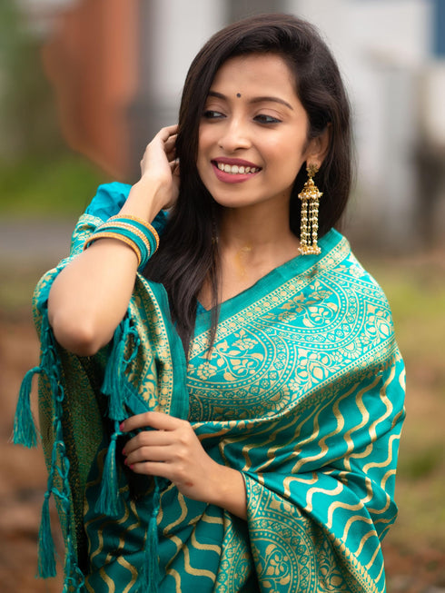 Vasthrlay Saree
