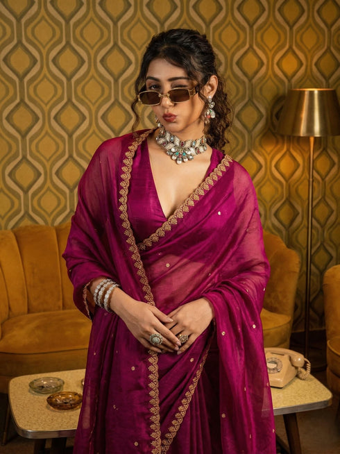 Vasthrlay Traditional Unstitched Saree