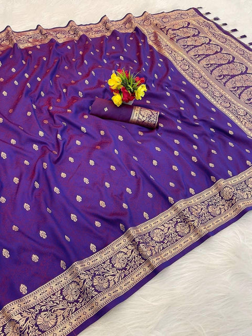 Vasthrlay Banarasi Weaving