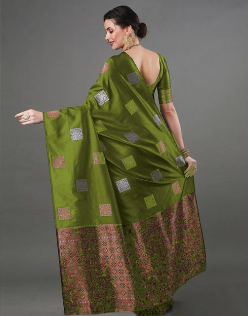 Vasthrlay Banarasi Traditional Saree
