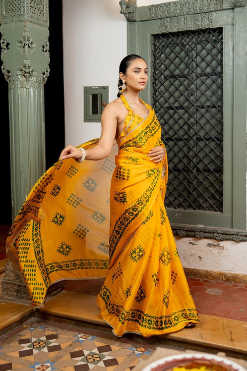 Vasthrlay Fashion Georgette Dark Multicolor Ethnic Wear