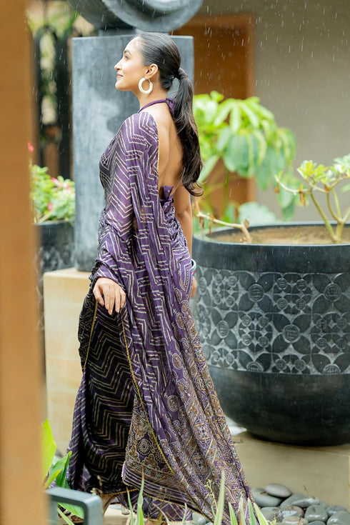 Vasthrlay Fashion Georgette Sequins Navy Ethnic Wear