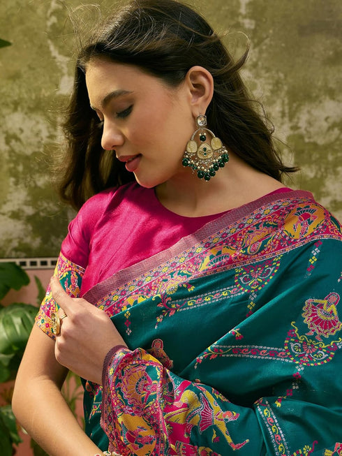 Vasthrlay Womens Weaving Unstitched Green Saree