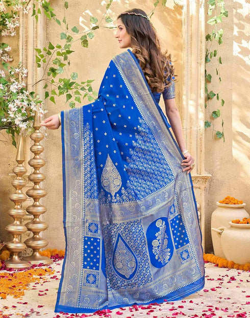Vasthrlay Womens Weaving Unstitched Cream Saree