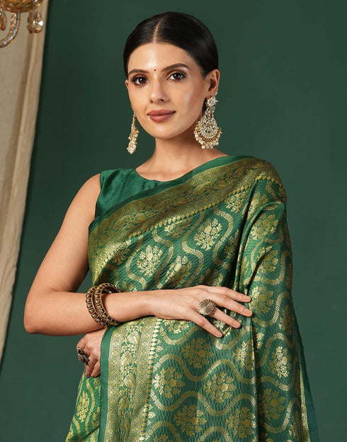 Vasthrlay Maroon Traditional Unstitched Saree