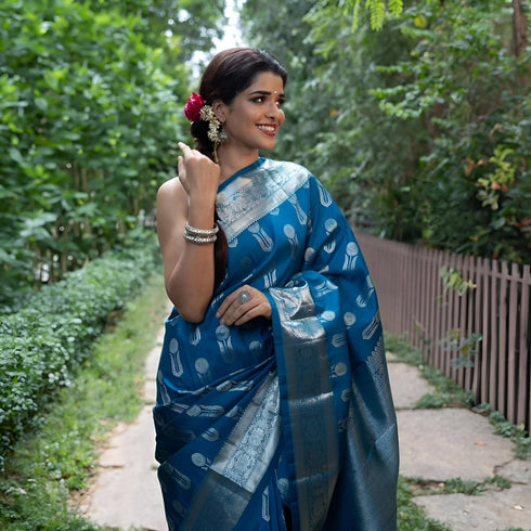 Vasthrlay Silver Banarasi Saree
