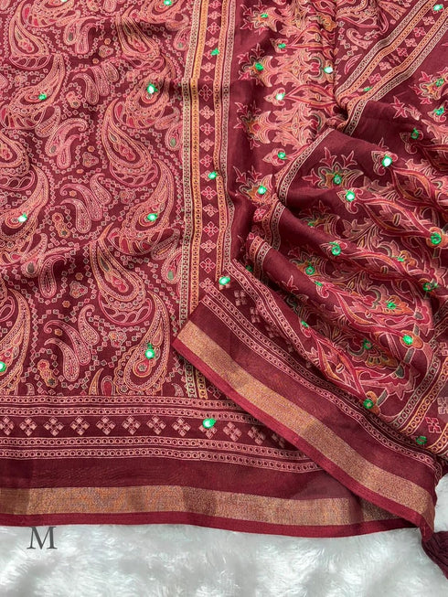 Vasthrlay Paisley Pattern Traditional Fastival