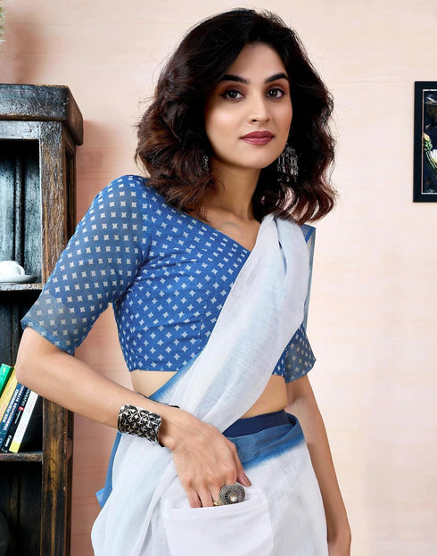 Vasthrlay Womens Printed Unstitched Dark Green Saree