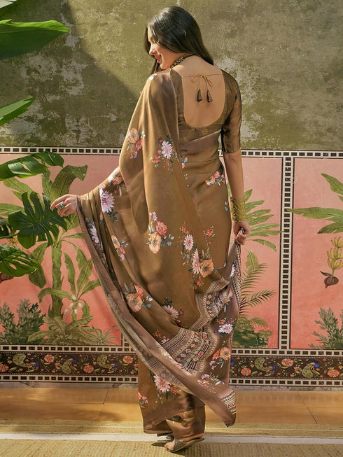 Vasthrlay Printed Violet Saree