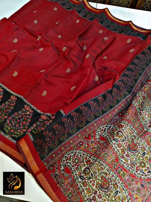 Vasthrlay Printed Traditional Lightweight Breathable