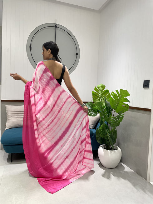 Vasthrlay Unstitched Saree
