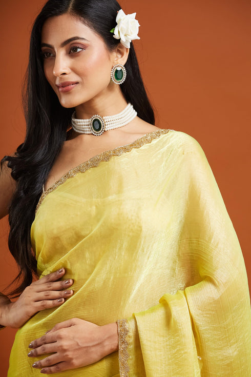 Vasthrlay Border Unstitched Saree