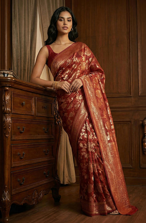 Vasthrlay Jacquard Floral Saree