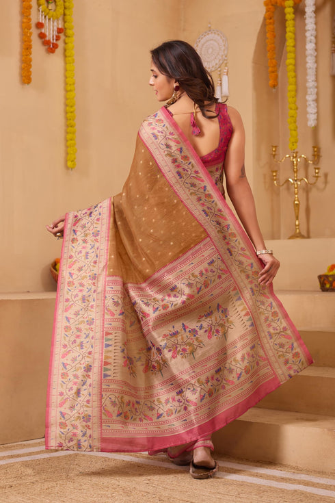 Vasthrlay Pink Unstitched Saree