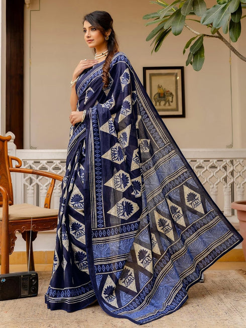 Vasthrlay Womens Printed Unstitched Red Saree