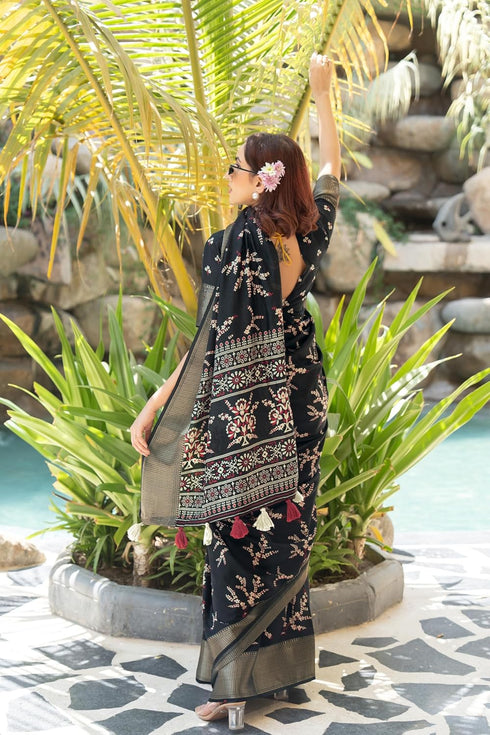 Vasthrlay Fashion Cotton Printed Ethnic Wear