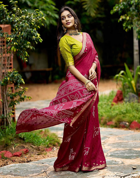 Vasthrlay Bandhani Printed Burgundy Saree With Unstitched Blouse Piece