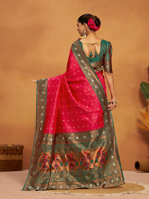 Vasthrlay Paithani Saree