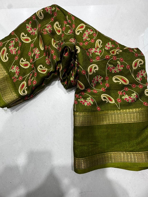 Vasthrlay Elegant Paisley Traditional Lightweight