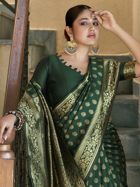 Vasthrlay Banarasi Unstitched Saree