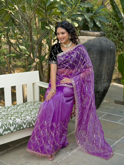 Vasthrlay Embroidery Scalloped Lavender Saree With Black Unstitched Blouse Piece