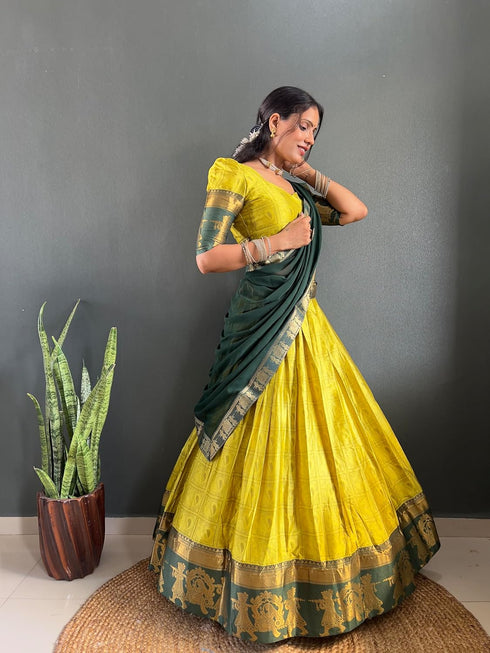 Vasthrlay Traditional Banarasi Contrasting Lemonrama