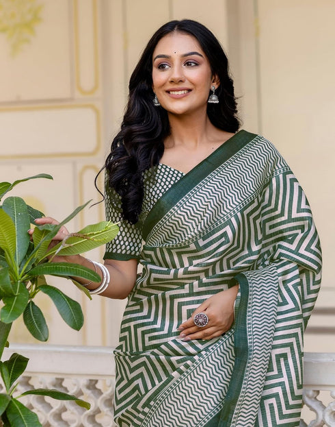 Vasthrlay Womens Printed Green And Off-White Saree With Unstitched Blouse Piece