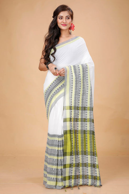 Vasthrlay Begampuri Traditional Saree