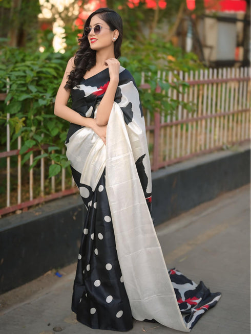 Vasthrlay Printed Saree