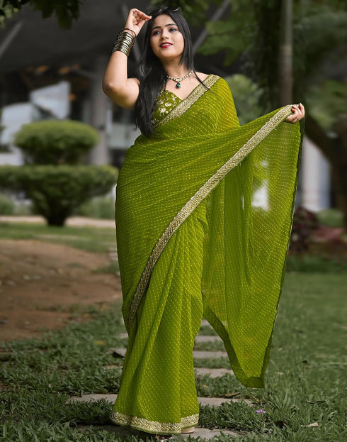 Vasthrlay Georgette Leheriya Light Green Saree With Unstitched Blouse Piece