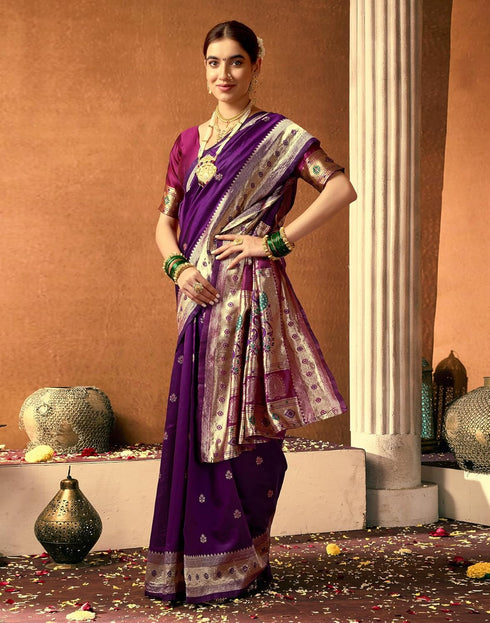 Vasthrlay Paithani Banarasi Unstitched Green Saree