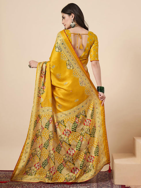 Vasthrlay Bandhani Printed Chiffon Ethnic Wear